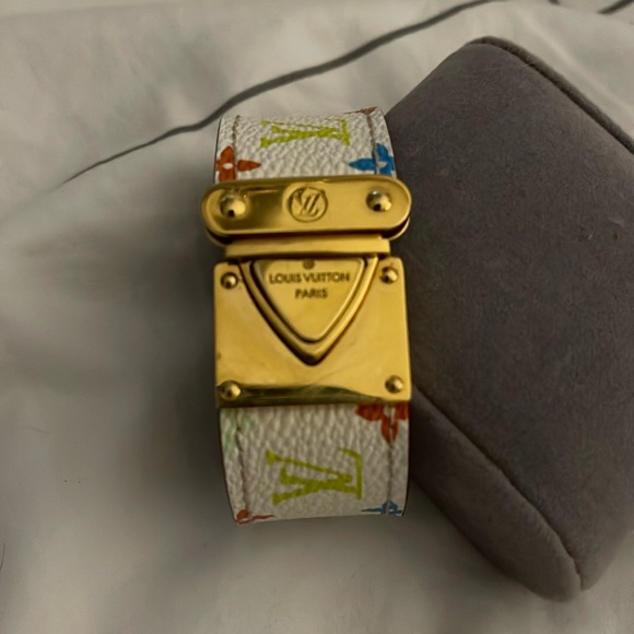LOUIS VUITTON fashion bracelet - Picture 1 of 3